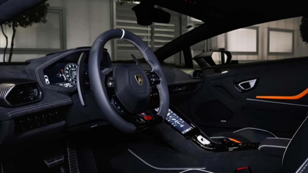 Η Lamborghini Huracan Sterrato All-Terrain τρέχει και εκτός ασφάλτου!