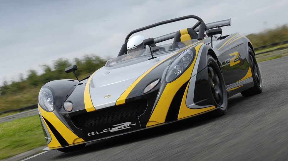 Η Lotus 3-Eleven (στη φωτό η 2-Eleven) θα στηριχθεί στην Exige, θα διαθέτει ένα πιο άκαμπτο σασί, ενώ το βάρος της στόχος είναι να μην υπερβαίνει τα 890 κιλά.