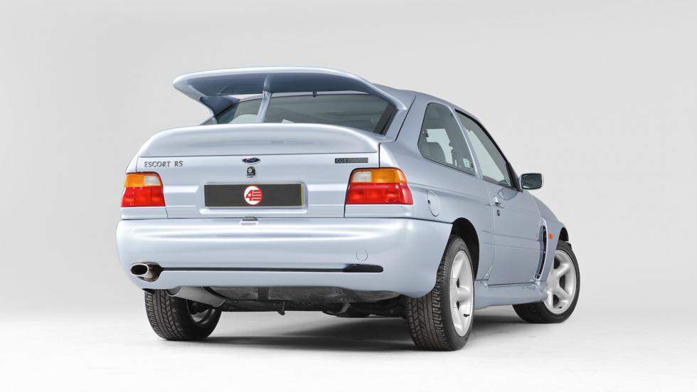 Escort RS Cosworth: Το αντι-Sierra διαμάντι της Ford