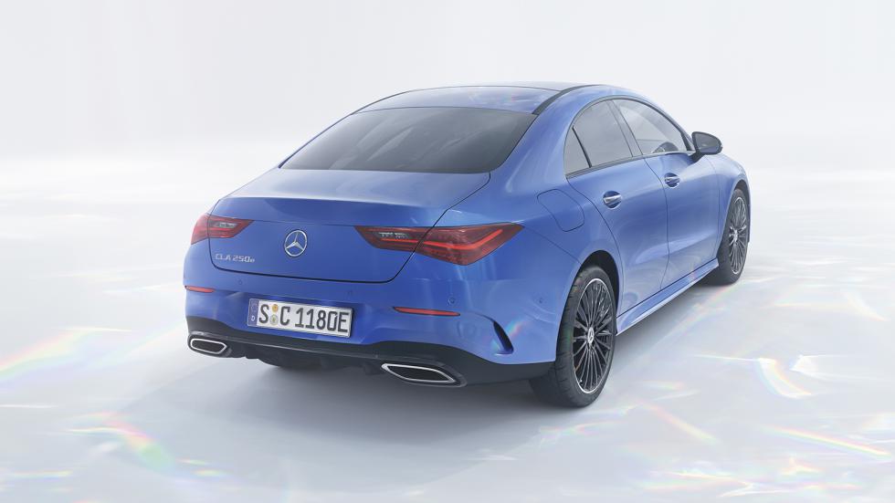 Σύγκριση: Mercedes A-Class σεντάν ή Mercedes CLA; 