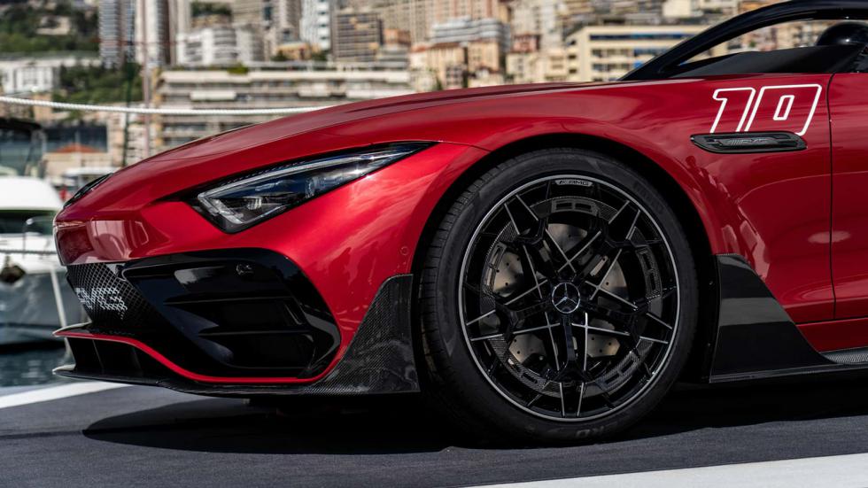 Νέα Mercedes-AMG Mythos PureSpeed: Roadster με halo για 250 τυχερούς