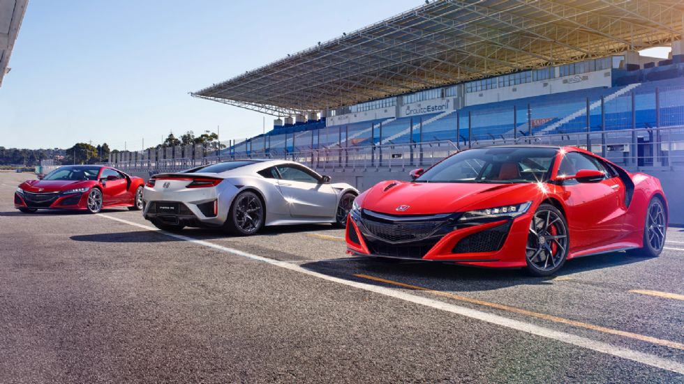 Καλύτερο από κάθε άλλο supercar είναι το νέο Honda NSX λέει ο αρχιμηχανικός της Honda. Δείτε γιατί.