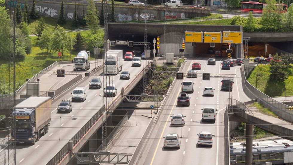 Κυκλοφορία οχημάτων στην σήραγγα Ekeberg, ένα από τα μεγαλύτερα σταυροδρόμια του Όσλο της Νορβηγίας.