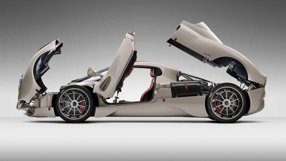 Pagani Utopia: Με V12 μοτέρ, 853 άλογα και 1.280 κιλά βάρος