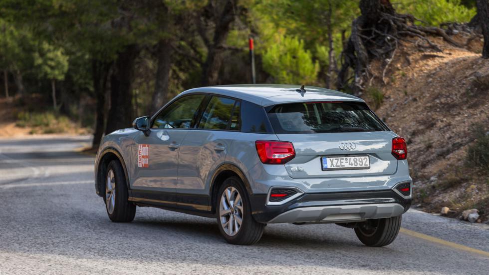 Από τα πρώτα χιλιόμετρα με το Audi Q2 αίσθηση προκαλεί η ποιότητα κύλισης, όπως και η προσφερόμενη άνεση, αφού η ανάρτηση απορροφά τις περισσότερες ανωμαλίες του δρόμου, κάτι που αναμφίβολα είναι ένα 