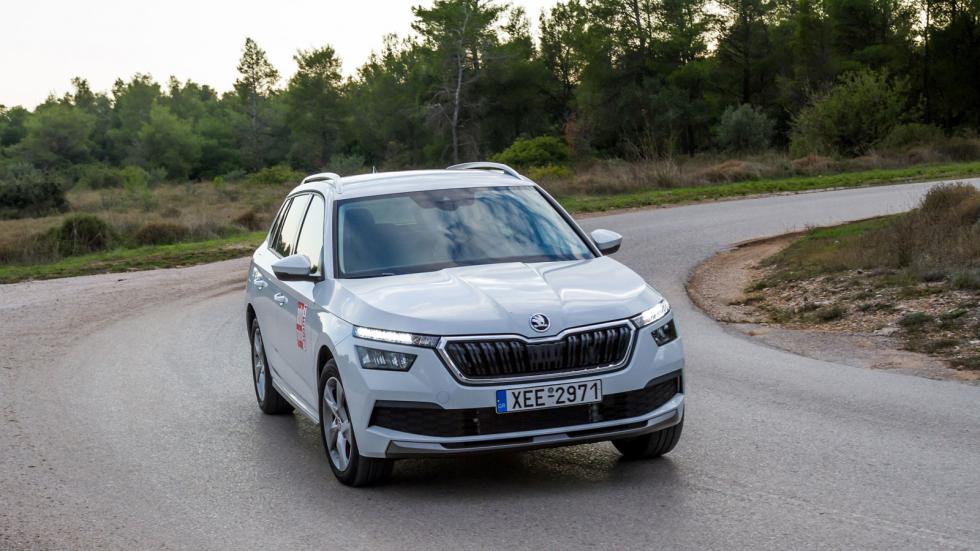 Δίχως σχεδιαστικές εξάρσεις είναι το design του Skoda Kamiq, στο αμάξωμα του οποίου κυριαρχούν οι μεγάλες γυάλινες επιφάνειες και οι «καθαρές» γραμμές.