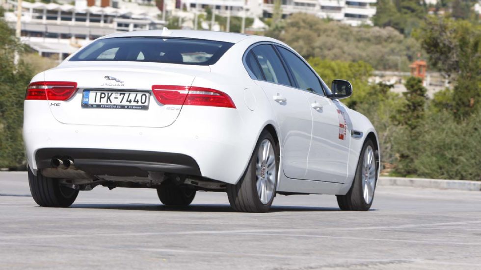 Test: Jaguar XE 2,0 I4D Auto