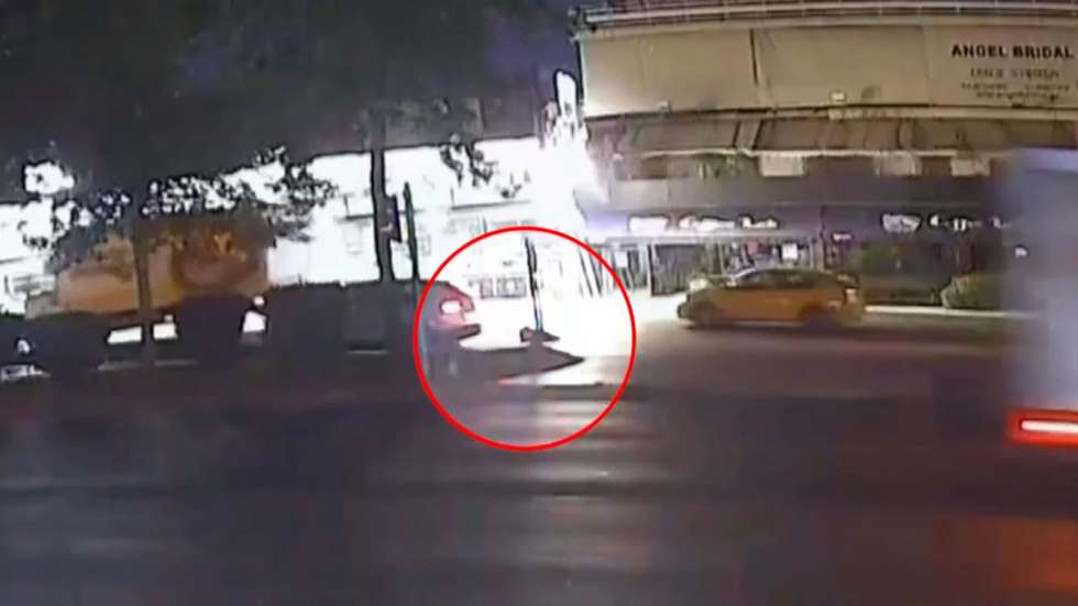 Αυτοκίνητο χτύπησε 17χρονη στην Λ. Αθηνών - Για ώρα δεν σταμάτησε κανείς να τη βοηθήσει