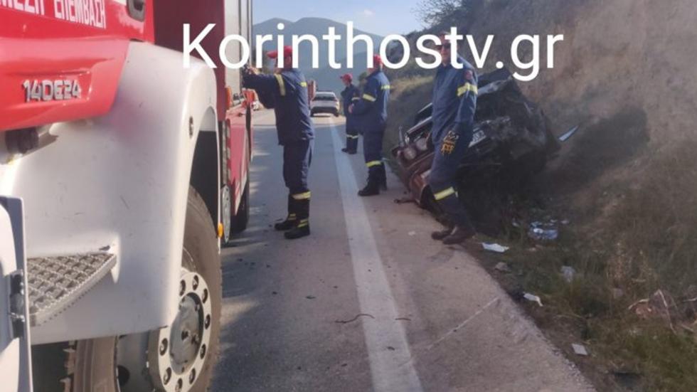 Δερβενάκια: Σφοδρό τροχαίο φορτηγού με ΙΧ