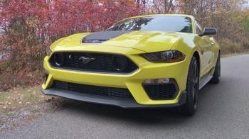 M      Ford Mustang Mach 1