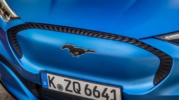 4κινητη και υβριδική η νέα Ford Mustang; 