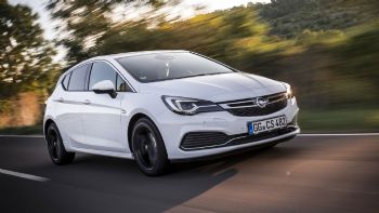 Opel Astra  Adaptive Cruise Control