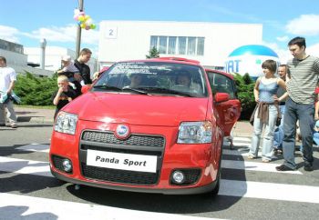  100    Fiat Panda Sport