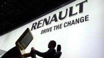  Renault      