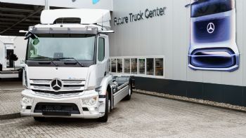    Mercedes eActros (+vid)