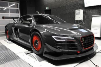  Audi R8 (+video)