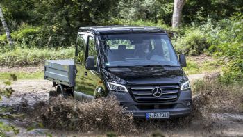    Mercedes Sprinter (+vid)