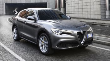 Alfa Romeo Stelvio:   