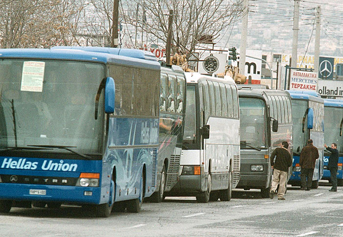 Καταγγέλλουν αδιαφανείς διαδικασίες 