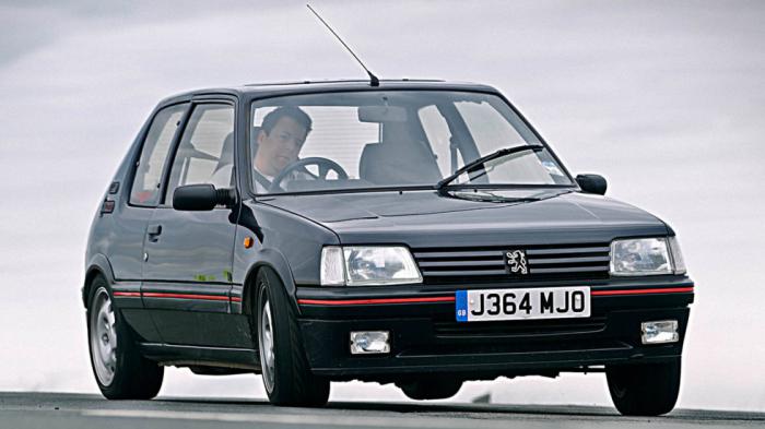 Peugeot 205: To θρυλικό Γαλλάκι σβήνει φέτος 40 κεράκια!