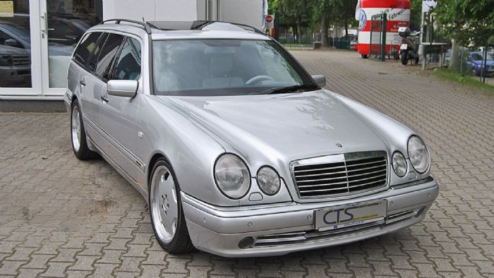 Πώληση Mercedes-AMG E55 