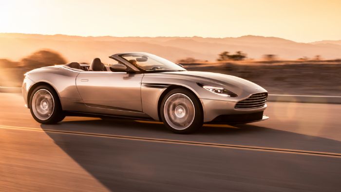 Tesla Roadster από την Aston Martin;