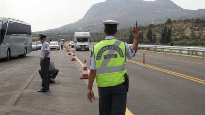 Τα μέτρα της Τροχαίας για τον εορτασμό του Δεκαπενταύγουστου