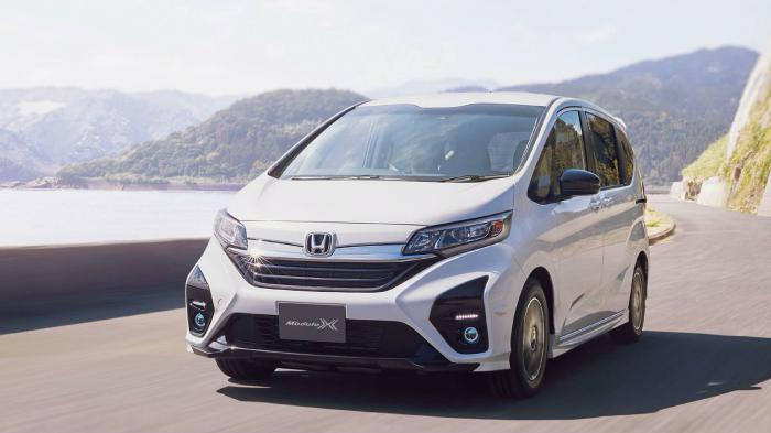 Ανανεωμένο Honda Freed Modulo X