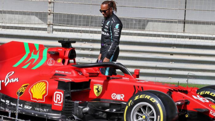 Hamilton: «Aπίστευτο ότι δεν θα οδηγήσω ποτέ για την Ferrari»