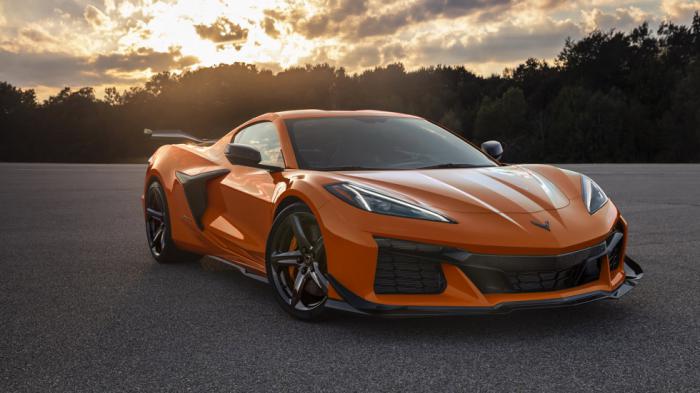 Με 680 ίππους η νέα κεντρομήχανη Chevrolet Corvette Z06