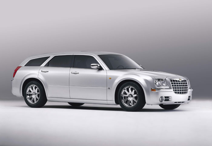 Από τα 56.000 ευρώ η Chrysler 300C