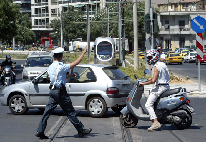 Όριο ταχύτητας: 30 χ.α.ω.