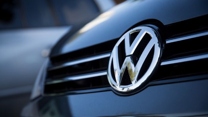 VW: Κατασκευάζει 36.000 σημεία φόρτισης στην Ευρώπη