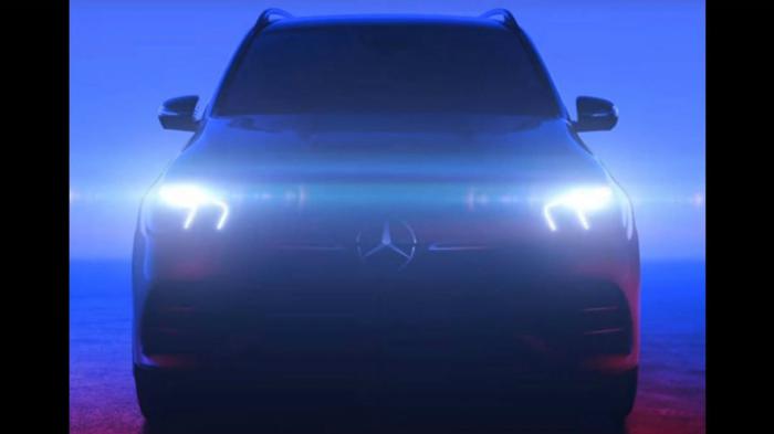 Η Mercedes GLE μας «παίζει» φώτα (+vid) 