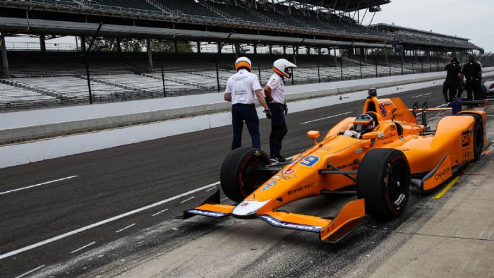 Επιστρέφει στο IndyCar η McLaren!