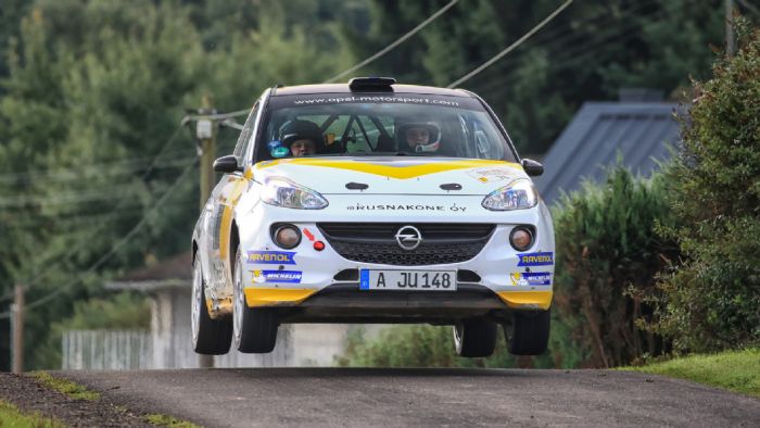 Έλαμψε η Opel στο ADAC Rallye Deutschland