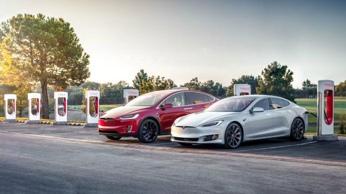 Με μεγαλύτερη αυτονομία τα Tesla Model S και Χ