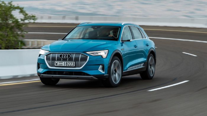 Στα σκαριά πιο «προσιτό» Audi e-tron