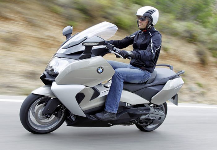 Scooter μεσαίου κυβισμού για τη BMW