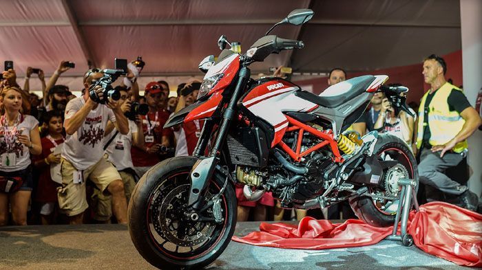 Ducati Hypermotard SP 2015 στο WDW