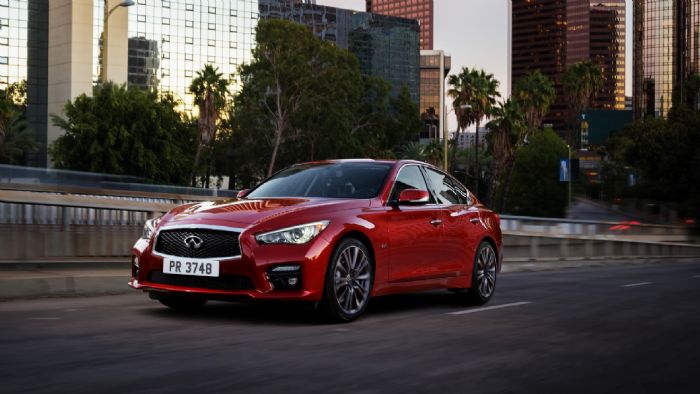 Ανανεωμένο Infiniti Q50 