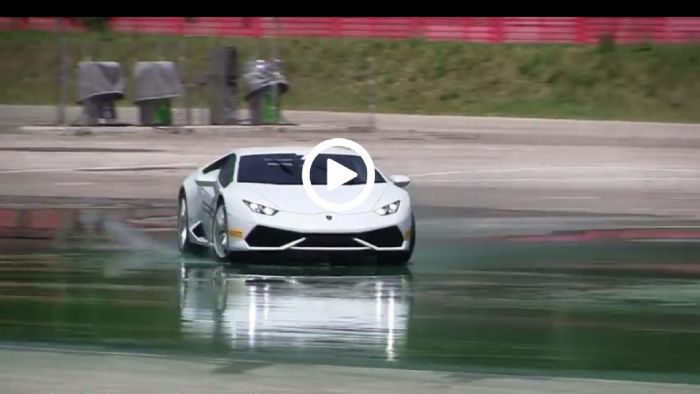 Βρεγμένο drifting με Lamborghini Huracan