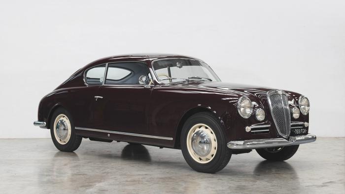 Πωλείται αυθεντική Lancia Aurelia