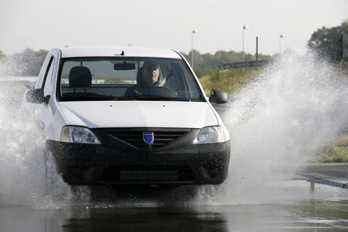 Dacia επαγγελματικά από 9.280€ !