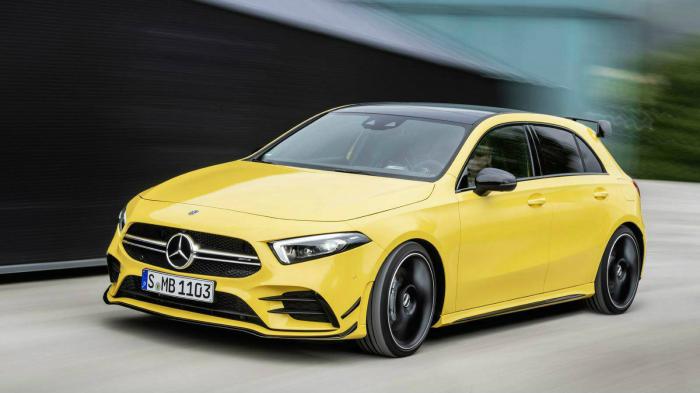 Με 388 και 422 ίππους η Mercedes-AMG A45 