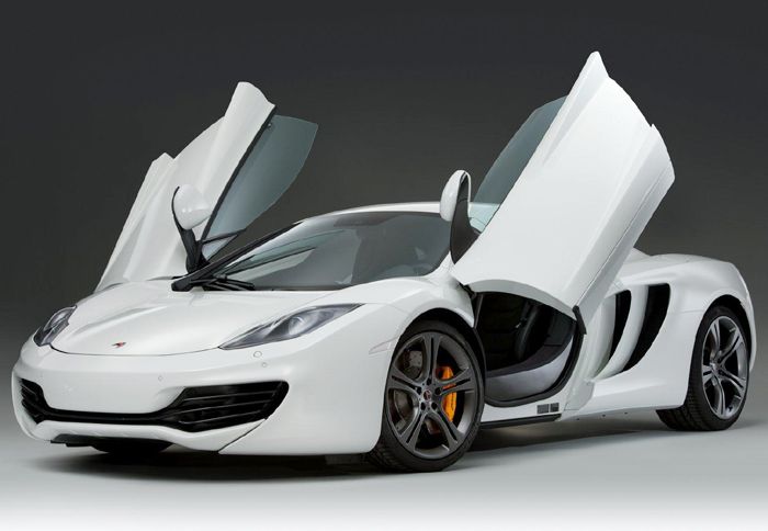 Καθυστερούν οι McLaren MP4-12C