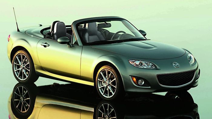 25 χρόνια για το Mazda MX-5 