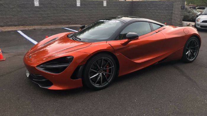 McLaren 720S με 25 Bitcoin