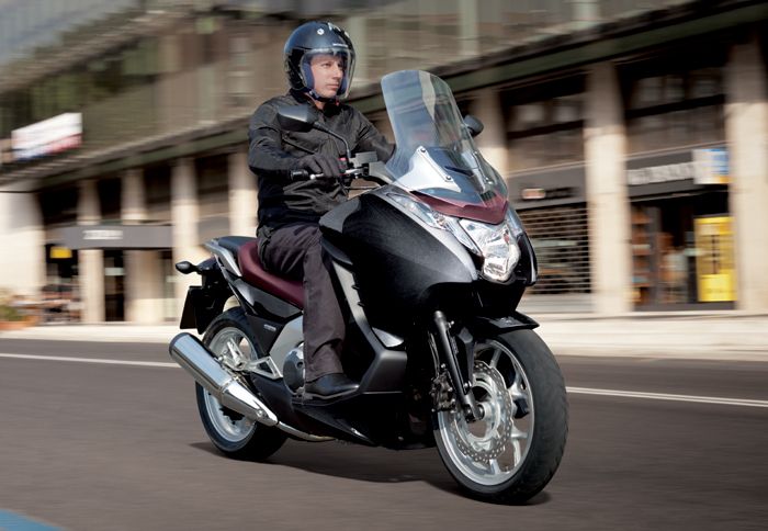 Honda Integra: Μοτοσικλέτα ή scooter; 