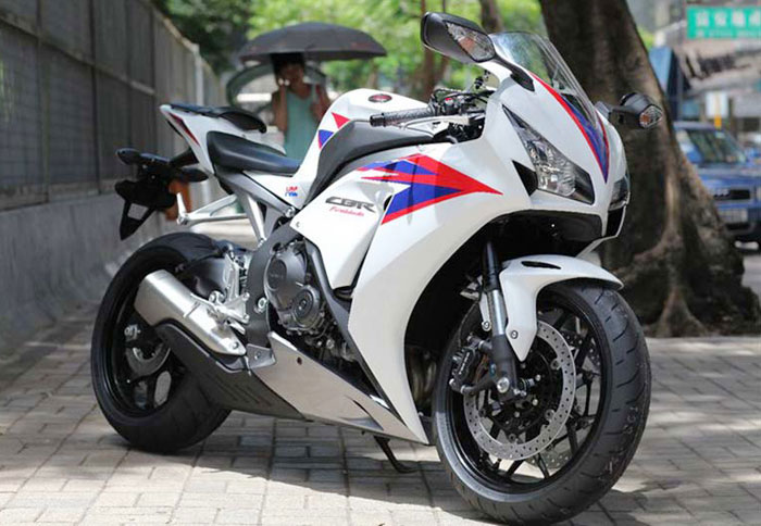 Honda CBR 1000 RR: το νέο βίντεο  